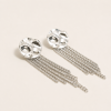 Brinco prata organico com pedra de strass