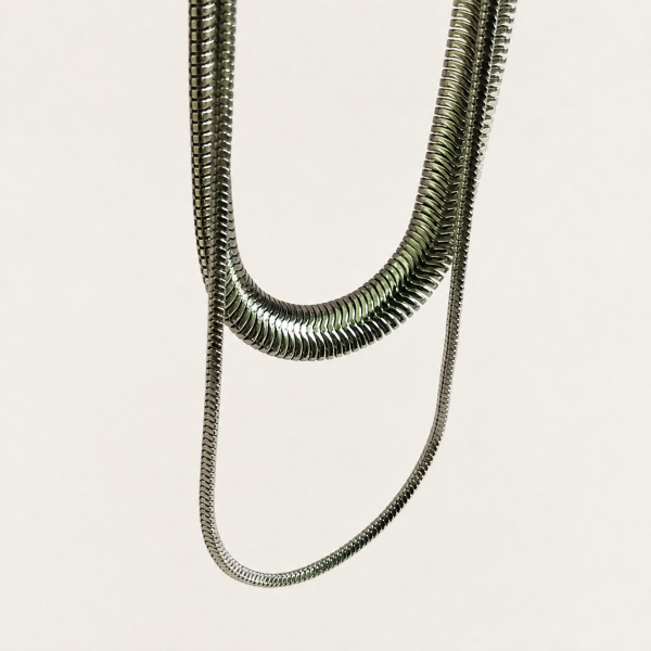 Colar Choker dourada tramas grossas